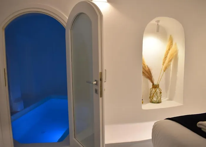 Oinos Luxury Caldera * Oia