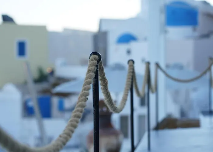 Oinos Luxury Caldera *